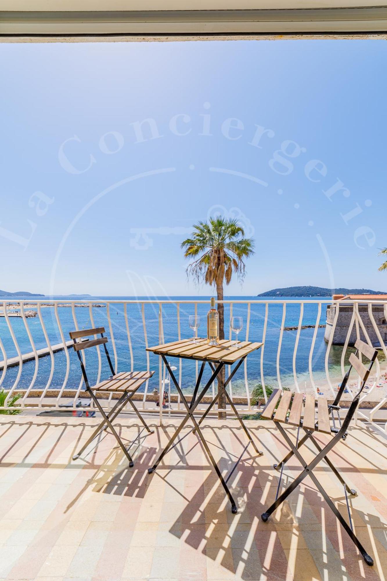 Elegance Cotiere - Vue Imprenable, A 5 Min Apartment Toulon