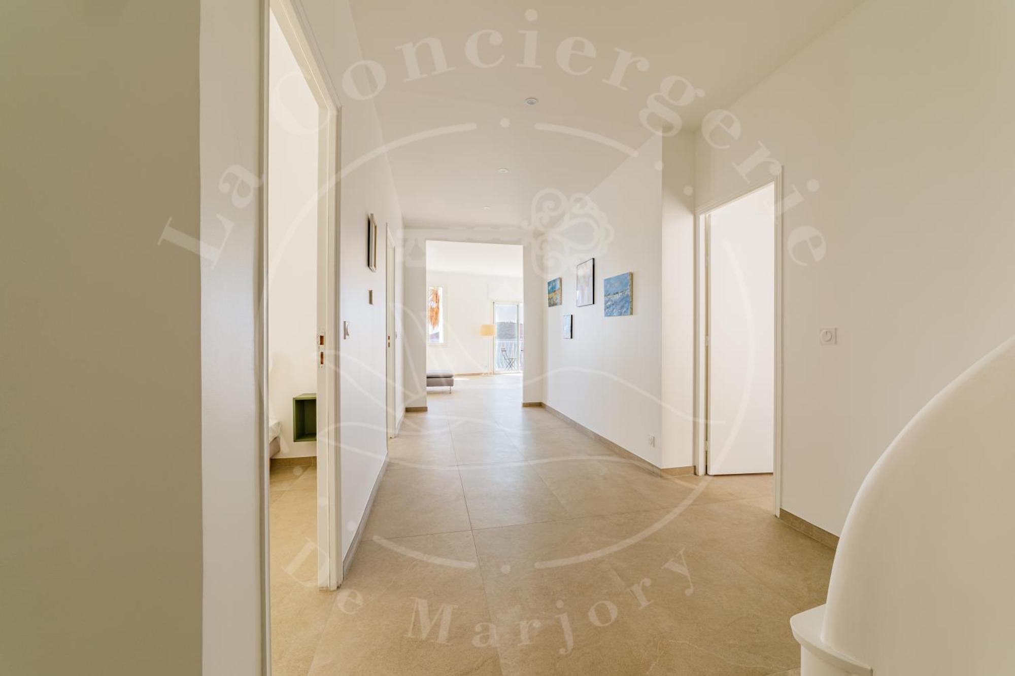 Elegance Cotiere - Vue Imprenable, A 5 Min Toulon